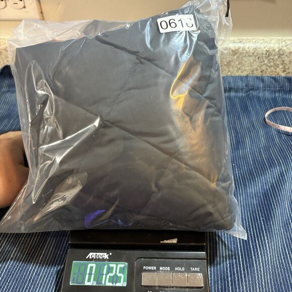 J.Crew Vest Women’s S Black Quilted Puffer Down Filled Outdoor Layering Jacket - Picture 7 of 7